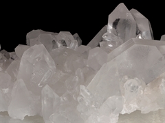 feine Bergkristallstufe