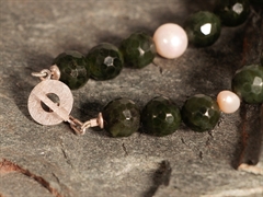 Jadeit-Perlen Halskette