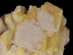 Schwefel Kristallstufe