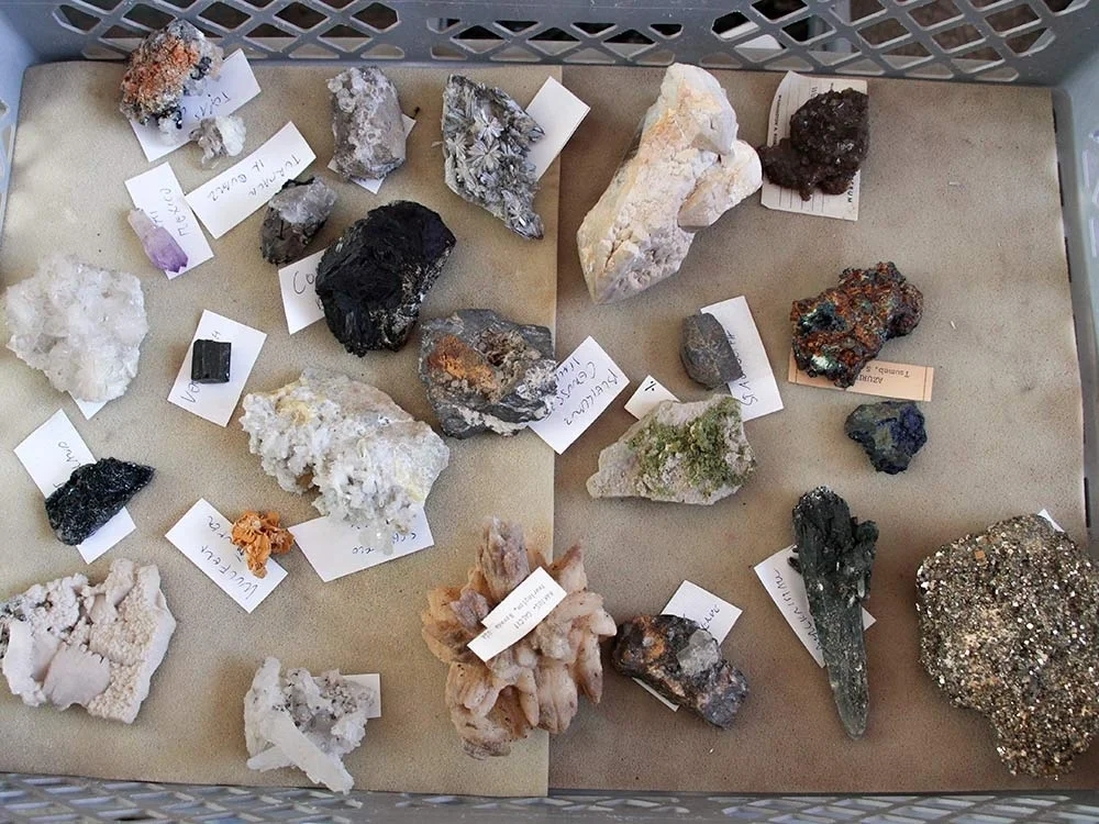 Mineralien aus Sammlungsauflösung - 5 Steigen