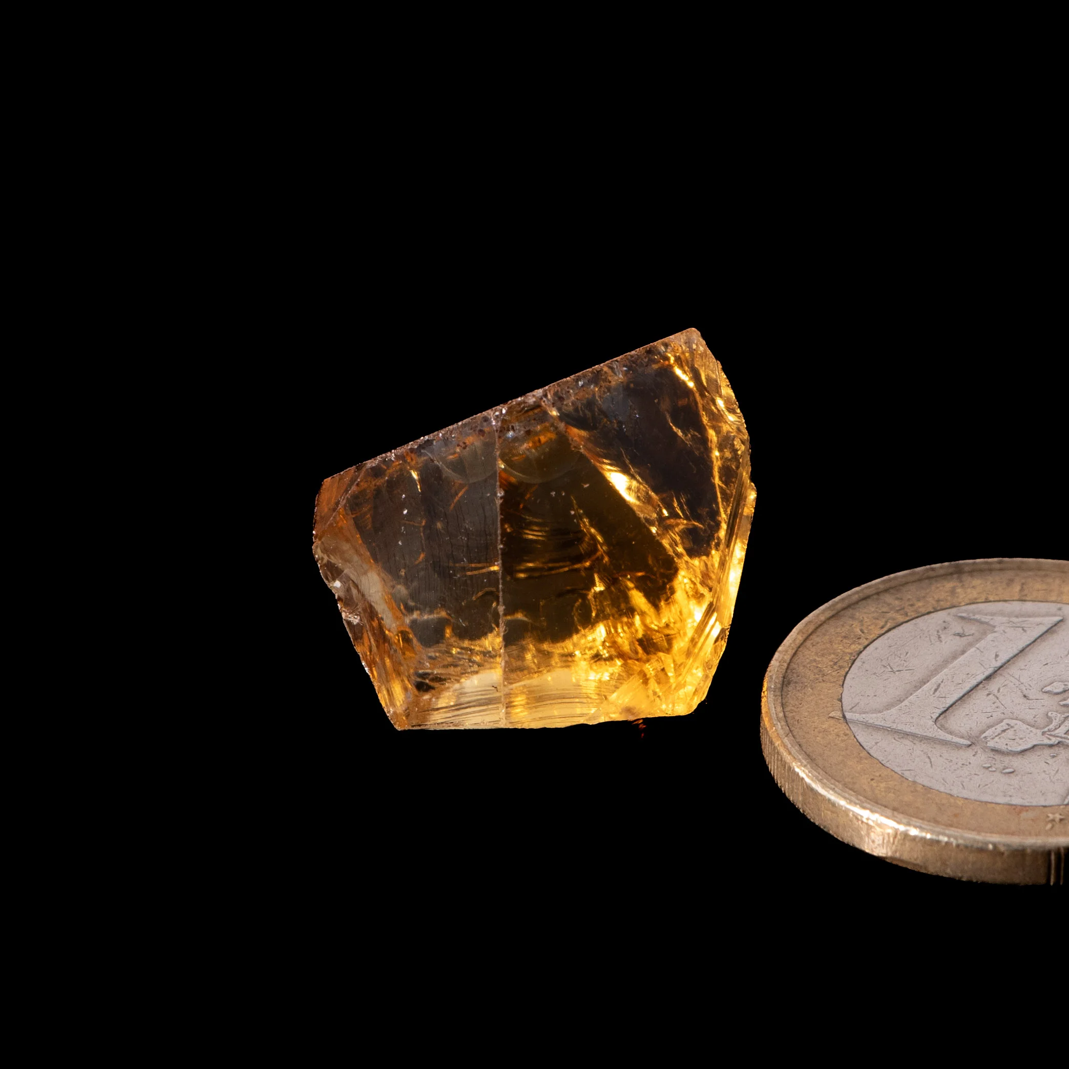 Citrine rough stone - lapidary rough 'C2'