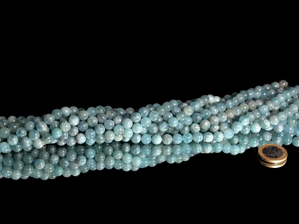 Aquamarin 8 mm Extra Kugelkettenstrang**