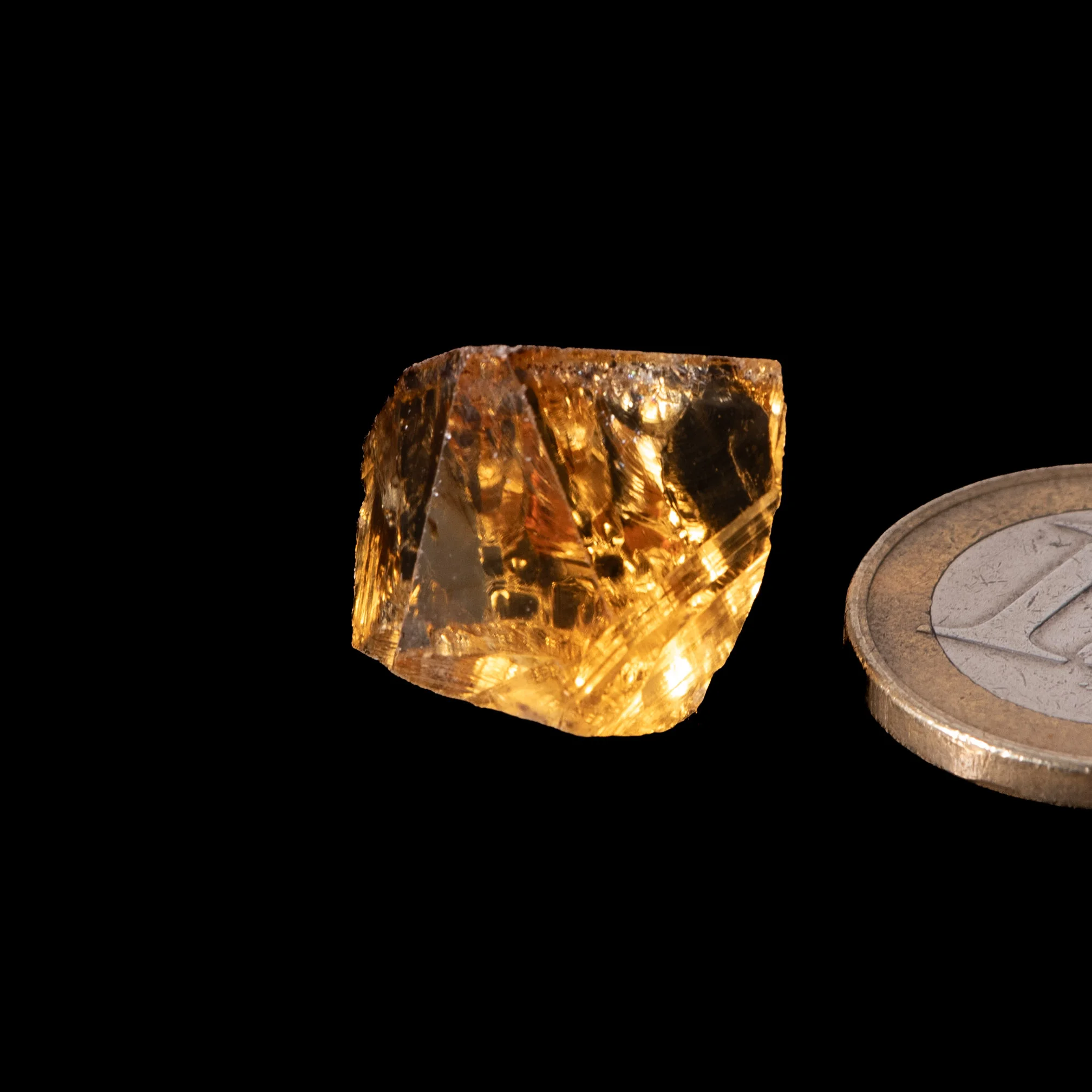 Citrine rough stone - lapidary rough 'C2'