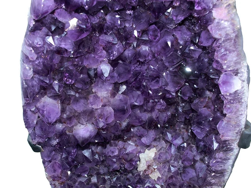 Amethyst Freiform auf Sockel