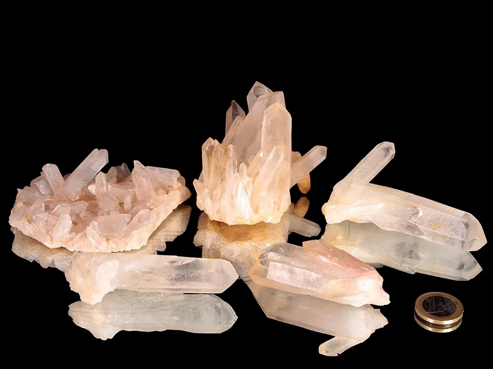 Madagascar rock crystal specimens - 1 kg**