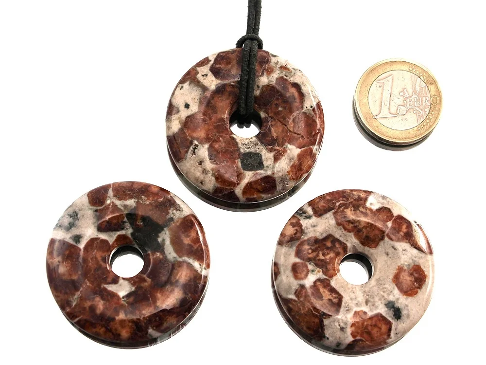 Granat in Wollastonit Donut 40 mm
