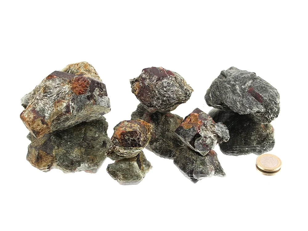 Garnet crystals from Ötztal on rough specimens - 1 kg**
