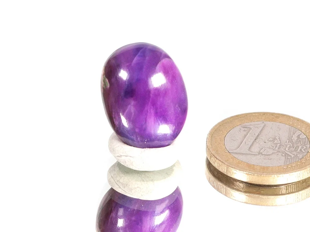 Sugilith Cabochon