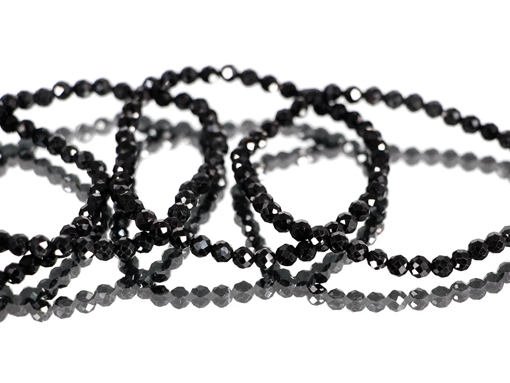 Turmalin schwarz facettiertes 4 mm Kugelarmband (Schörl)**