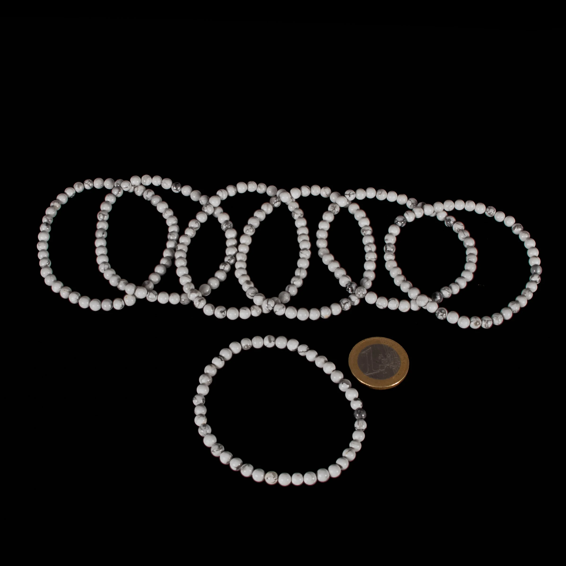 Magnesit Kugelarmband 4 mm