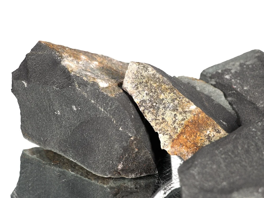 Black Jade - schwarze Jade Rohsteine (Australien) 1 kg**