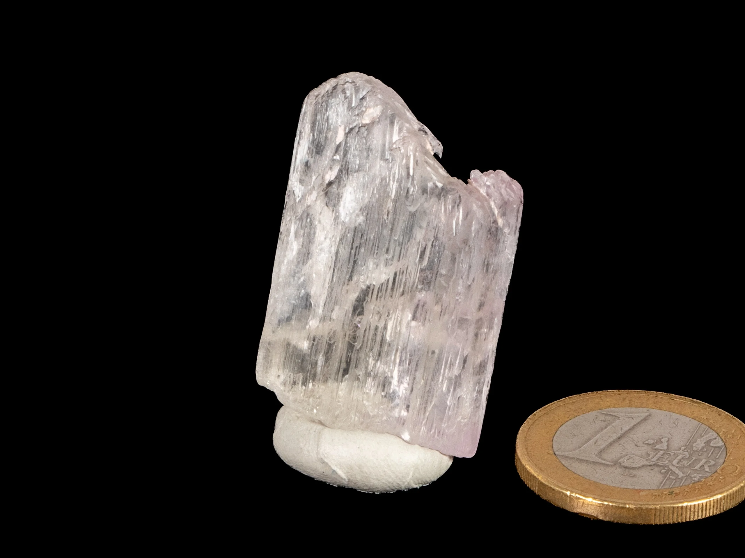 Spodumene crystal